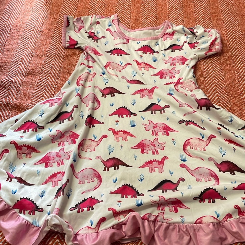 Dinosaur dress 3 for 12 🤩